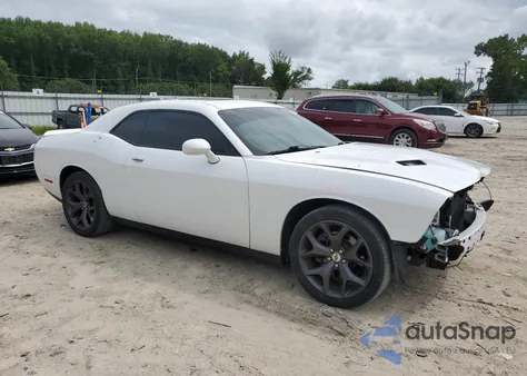 2018 Dodge Challenger Sxt z USA, uszkodzony, nr VIN 2C3CDZAG2JH241318
